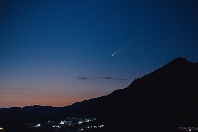 네오와이즈 혜성의 모습. 7월 15일 양평 백인리에서 촬영.(사진=이한섭)