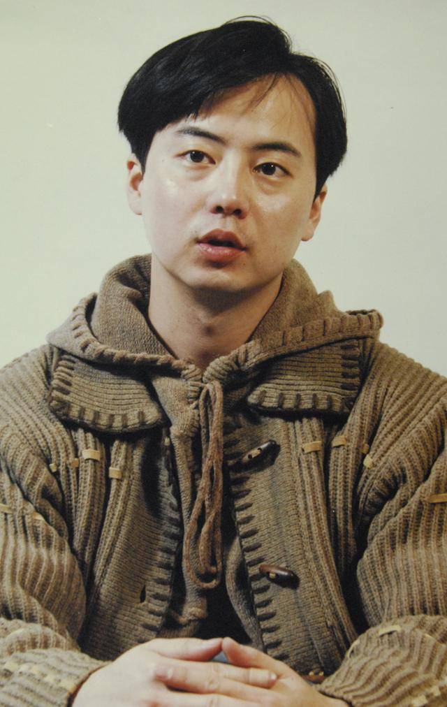015B 탈퇴 후 '삶, 사람, 사랑' 이라는 앨범을 발표했을 당시 조형곤. 한국일보 자료사진