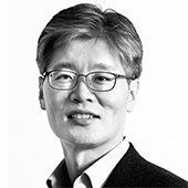 이훈범 중앙일보 칼럼니스트·대기자/중앙콘텐트랩