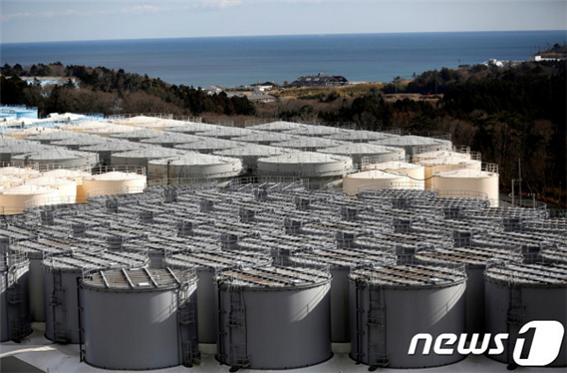 일본 후쿠시마 오염수에서 기준치의 2만톤을 넘는 방사능 물질이 검출됐다./사진=뉴스1