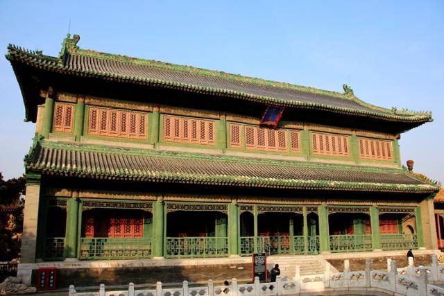 태자의 업무 공간인 문화전 뒤 문연각은 건륭제가 편찬한 사고전서를 보관한 도서관이다. ⓒ최종명