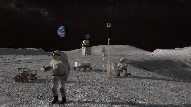 가까운 미래 달에 도착해 임무를 수행할 우주 비행사들의 모습.(사진=NASA)