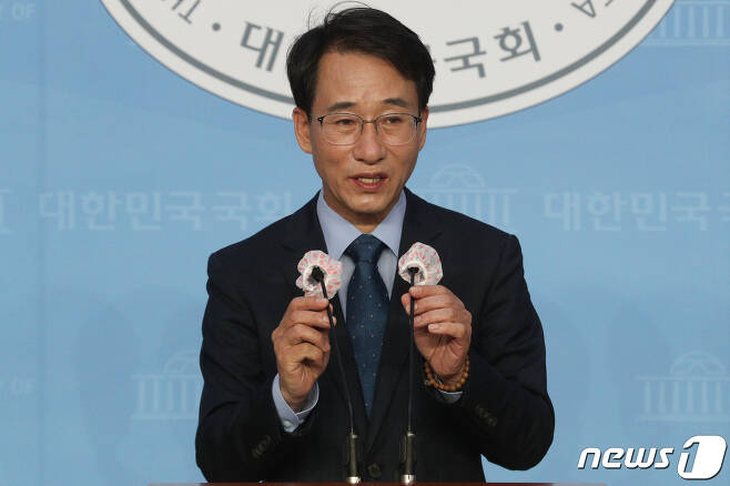이원욱 더불어민주당 의원. 2020.8.23/뉴스1 © News1 성동훈 기자