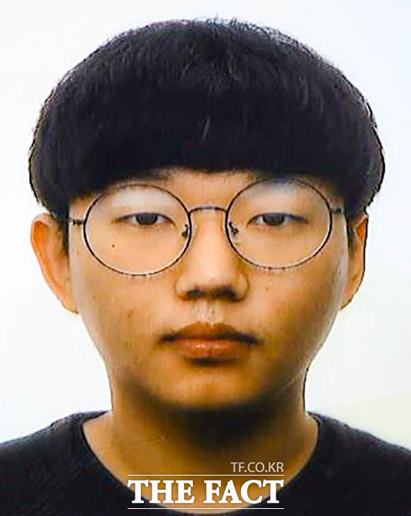 경찰이 지난 5월 13일 공개한 n번방 운영자 문형욱의 얼굴. /경북지방경찰청 제공
