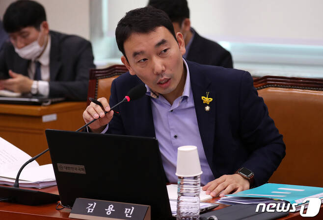 김용민 더불어민주당 의원. 2020.7.27/뉴스1 © News1 박세연 기자