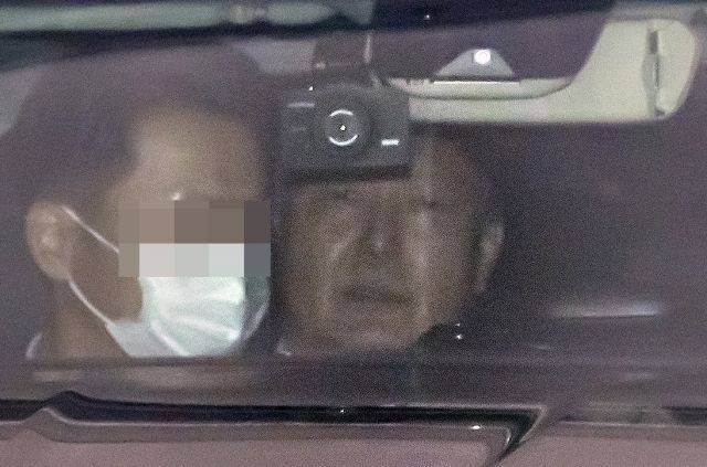 윤석열 검찰총장이 19일 서울 서초구 대검찰청을 나서고 있다. 사진=연합뉴스