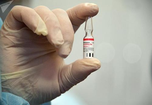 러시아가 자체 개발해 세계 최초로 공식 승인한 ‘스푸트니크 V’ 코로나19 백신 [리아노보스티=연합뉴스 자료사진]