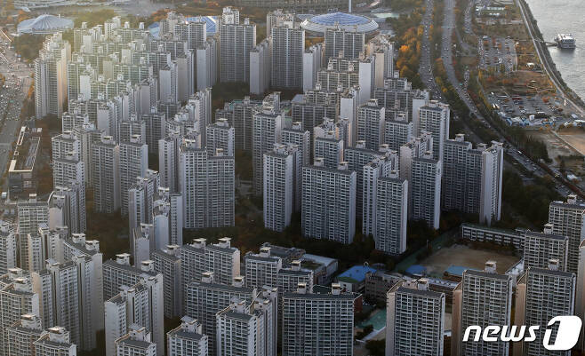 서울의 아파트 단지 전경.© News1 이승배 기자