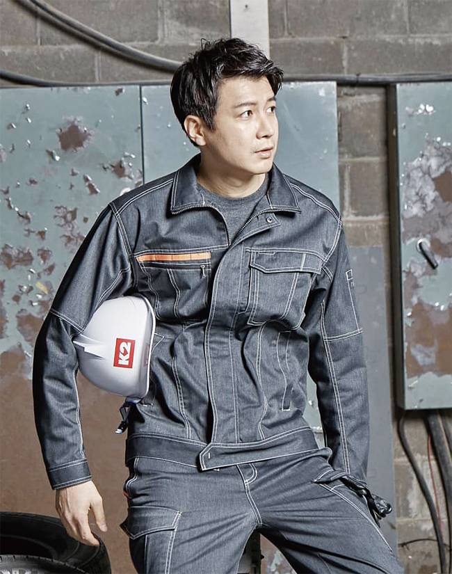 K2세이프티의 작업복. 사진 K2세이프티