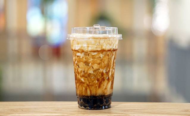 흑당 음료, 달고나 음료 한 잔에 각설탕 12개분의 당류가 함량된 것으로 확인됐다./사진=게티이미지 뱅크