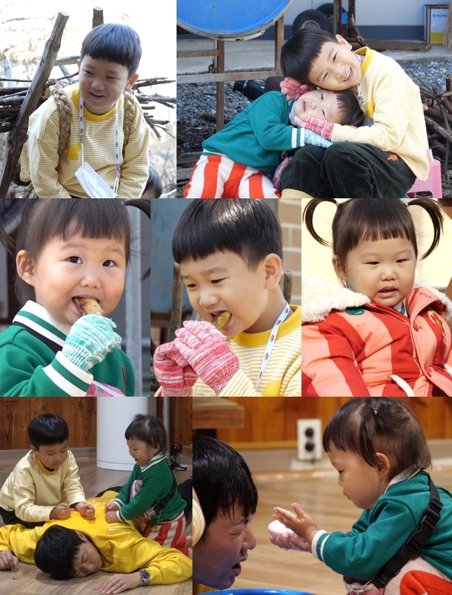 The Return of Superman Yeon Woo X Ha Young, Roasted sweet potato  Pupa Mukbang ..Filial piety confrontationThe Return of Superman Doppelganger family leaves country experienceKBS 2TV The Return of Superman (hereinafter referred to as The Return of Superman), which will be broadcast on December 13, will visit viewers with the subtitle Put the nest in my arms.Among them, the Doppelganger family spends a day with nature in search of a quiet rural village.The time of the new Mukbang and the childrens full of filial piety will give happiness to the aunts - uncles.On this day, Kyungwan Father left for Yangpyeong with his children.Here, the Doppelganger family said they had opened a roasted sweet potato Mukbang, which they had baked from firewood.I was self-sufficient and I was more into the delicious Roasted sweet potato Mukbang.At this time, he added his expectation to the request of one mouth of Kyungwan Father, saying that Ha Young Lee had a conflict, not a conflict.Also, the children ate Pupa for the first time, and Yeon Woo, who ate Pupa deliciously, was shocked by the real identity of Pupa that Father tells.I wonder how Yeon Woo would have reacted after hearing Pupas reality.
