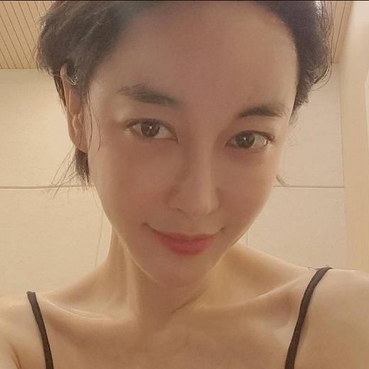 Kim Hye-eun posted two photos on his Instagram on the morning of the 28th, along with a short article entitled Think: Stop thinking and jump in when it is time to act.In the open photo, Kim Hye-eun attracted the Sight with a short-cut hair style that turned all of her hair back in a black sleeveless.In particular, he shook his fanship by showing off his cool charm, which is different in dimension.On the other hand, Kim Hye-eun appeared in JTBC gilt drama Elegant Friends, a comprehensive channel that ended in September.
