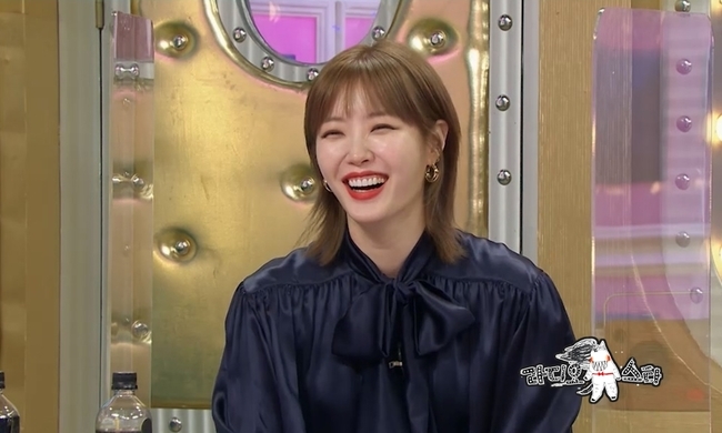 Broadcaster Kim Sae-rom confesses how to overcome wise wounds that melted The Wedding Ring to create a pendant.MBC Radio Star (planned by Ahn Soo-young / directed by Choi Haeng-ho), a high-quality talk show scheduled to air at 10:30 p.m. on Jan. 6, will feature a New Years Day with singer Baek Ji-young, a small-scale crayon pop singer, broadcaster Kim Sae-rom and economic YouTuber Shuka.Kim Sae-rom, who made his debut as a supermodel, attracted attention with his youthful charm in entertainment information programs and entertainment.She is active in various fields, becoming a home shopping woman with fashion sense and witty and delicious gesture as a weapon.Kim Sae-rom, who has been on Radio Star for a long time, has been enjoying the MCs pleasure by appearing as a mature and calm figure while maintaining his unique human vitamin down charm.Kim Sae-rom, who became a single in 2016, said, Something is embarrassing and embarrassing after going through work, but I was in the forest with a blank.I think it was an opportunity to study, he said, naturally and honestly telling his story, stimulating the desire of the shooter.Above all, Kim Sae-rom reveals how to overcome the sensational wounds of the cool that collected topics by releasing it on his YouTube channel Kim Sae-rom.Kim Sae-rom said, It is my money anyway. I wanted to throw it away and I wanted to overcome it. Kim Sae-rom is planning to steal his attention with cool confessions.Kim Sae-rom, who is currently appearing on a panel in a program to observe the divorced couple, is curious because he first received a phone call and said, I was embarrassed to say To me? After opening his candid mind, I can not ask (the past) and I will become an icon like a woman Seo Jang-hoon.Kim Sae-rom, who said he wanted to love in his wish for the New Year in 2021, received a direct message (DM) from a famous foreign SNS account and received an unexpected courtship (?), and it tells me why I hated it, and I am curious about the inside of the scene.