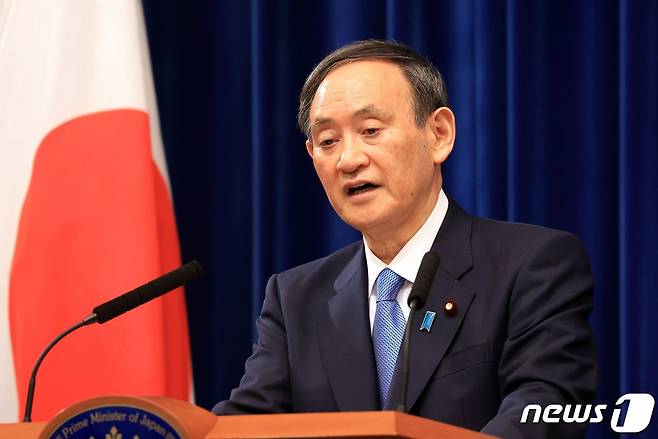 스가 요시히데 일본 총리. © AFP=뉴스1
