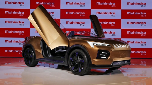 마힌드라의 전기 SUV가 2020년 2월 인도 노이다에서 열린 India auto Expo 2020에서 공개됐다. /로이터 연합뉴스