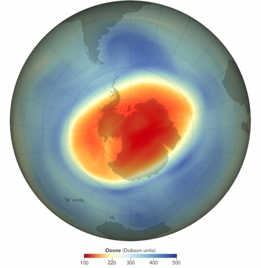NASA가 오존홀을 관측한 결과 지난해 남극 오존홀은 2019년보다 컸고 남극 대륙의 2배에 이르렀다.  [NASA]