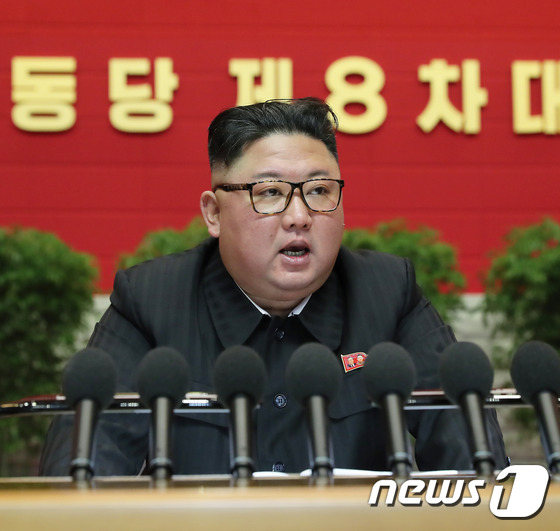 김정은 북한 국무위원장은 핵잠수함 개발이 이뤄지고 있다고 발표했다. /사진=뉴스1(평양노동신문)