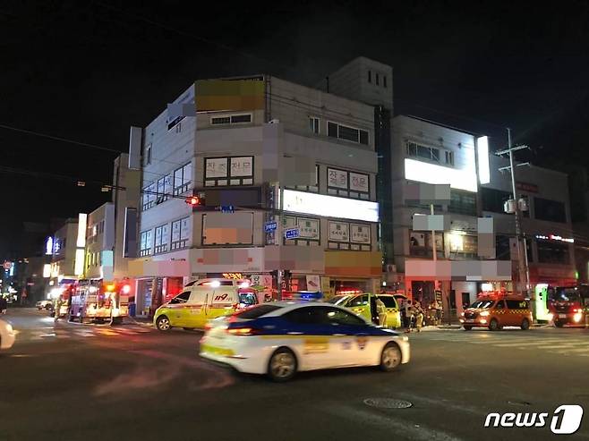 천안 빌라 3층에서 화재가 발생했다.(SNS 캡쳐)© 뉴스1
