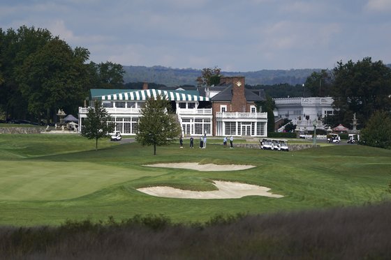 내년 PGA 챔피언십을 열 예정이었던 미국 뉴저지주 베드민스터의 트럼프 내셔널 골프 클럽. [AP=연합뉴스]