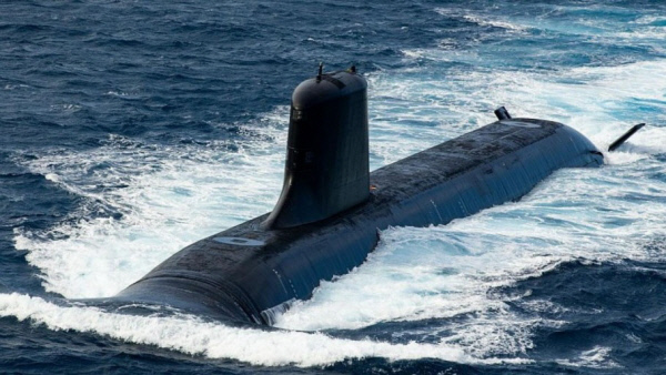 우리나라가 연구 개발 중인 핵추진잠수함 벤치마킹 모델로 거론되고 있는 프랑스의 5300t급 바라쿠다급 쉬프랑함.출처=janes.com