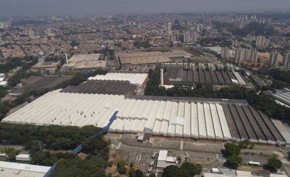 미국 자동차 업체 포드가 11일(현지시간) 브라질 공장 3곳을 연내 폐쇄하기로 했다. 사진은 지난해 3월 12일 촬영된 상파울루 타우바테 공장. 사진=AP뉴시스