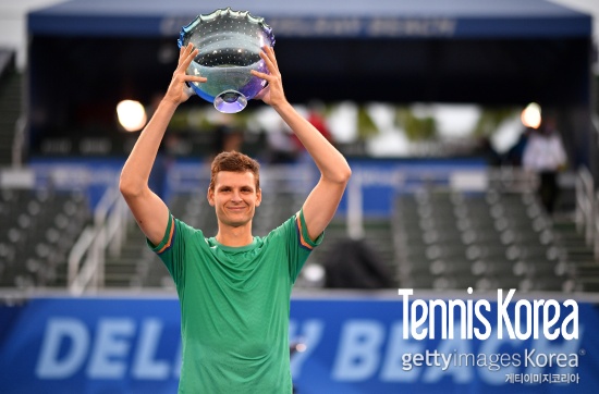 개인 통산 ATP 투어 두 번째 타이틀을 획득한 후르카츠