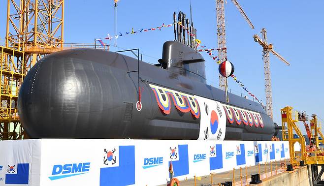 한국 해군 3000t급 잠수함 2번함인 안무함. 국산 SLBM 6발을 탑재하는 것으로 알려졌다. 세계일보 자료사진