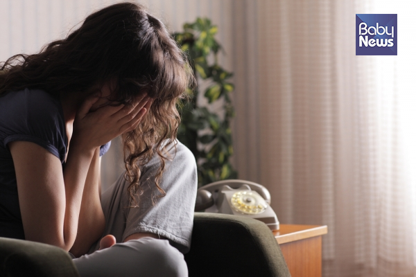 "아이가 자폐성 장애와 유사한 특징을 보이네요" 라고 말하니, 수화기 넘어로 아이 엄마 애간장 끊어지는 소리가 들렸다. 탁.탁. ⓒ베이비뉴스