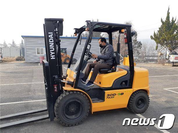 전북 임실군 농업기술센터는 소형 특수농기계 면허취득을 위한 교육생을 오는 29일까지 모집한다고 21일 밝혔다.(임실군 제공)2021.1.21 /© 뉴스1