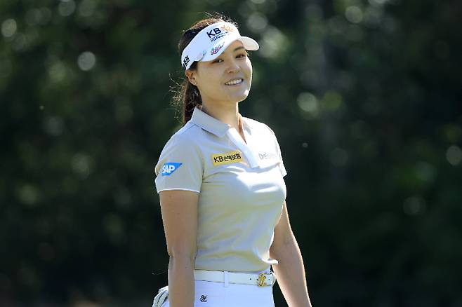 전인지는 2021시즌 미국여자프로골프(LPGA)투어 개막전 다이아몬드 리조트 토너먼트 오브 챔피언스에서 이틀 연속 상위권에 자리했다. 연합뉴스