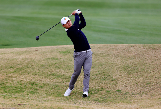 김시우가 웨스트스타디움코스에서 열린 PGA투어 아메리칸 익스프레스 3라운드에서 샷하고 있다. 라킨타(미 캘리포니아주) | AFP연합뉴스