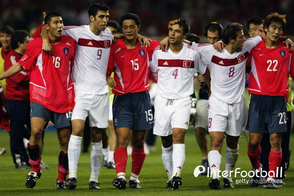 2002 월드컵 3, 4위전 터키전에 출전한 이민성 감독(15번)