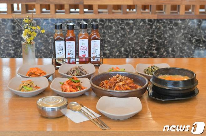 전북 순창군이 개발한 순창고추장 불고기 상차림 © News1 김춘상 기자