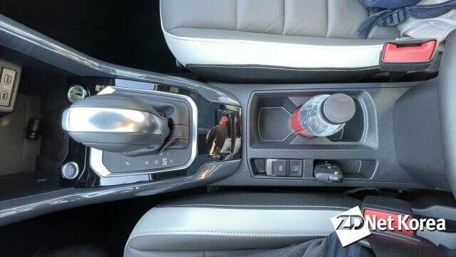 폭스바겐 티록은 전자식 브레이크가 장착됐다.