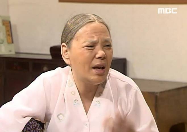 드라마 전원일기에서 ‘일용엄니’ 역을 맡아 열연을 펼친 배우 김수미. (사진=MBC 홈페이지 캡쳐)