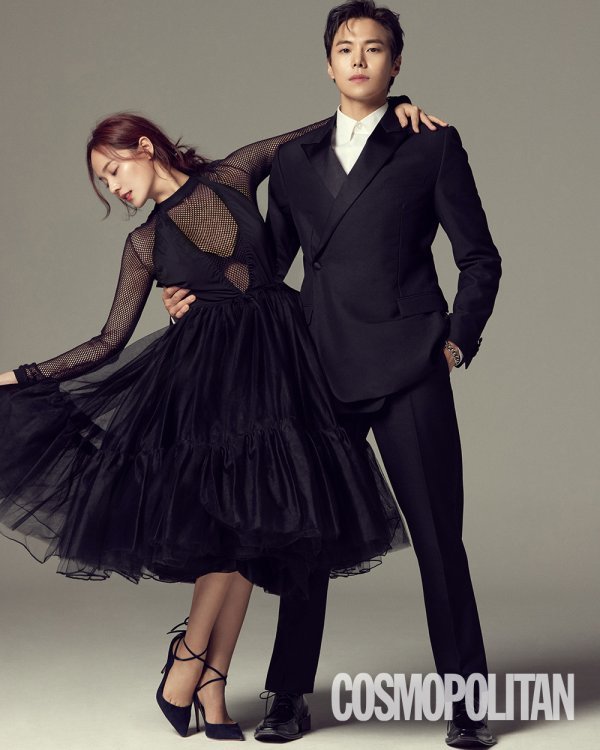 Oh Yoon-hee and Logan Lee of Penthouse met.Actor Eugene and Park Eun-seoks sole pictorial was released in the March issue of Cosmo Politan ahead of Penthouse season 2.In season 1, Park Eun-seok said, In season 2, there will be no relief in the opposite character of Logan Lee and Koo Ho-dong.In Season 2, in addition to Logani, each character will change more spectacularly and the relationship between the characters will change a lot. The more you play, the more greed you get.I want to express more and more and I want to have my own details. I want to keep polishing and polishing as it ages. Meanwhile, Penthouse season2, which has been attracting explosive attention and expectations, is scheduled to be broadcasted at 10 pm on the 19th.Eugene, Park Eun-seok pictorial can be seen in the March 2021 issue of Cosmo Politan.
