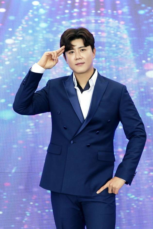 가수 진해성