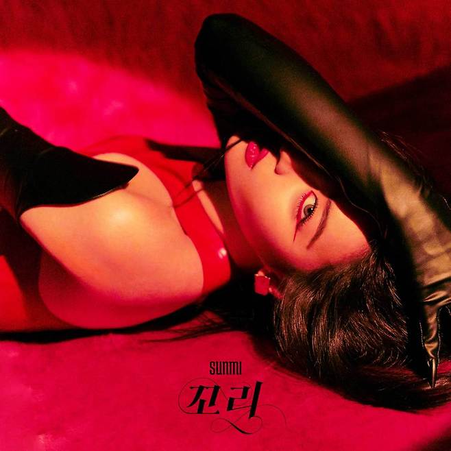 Sunmi new single “Tail” poster (Abyss Company)