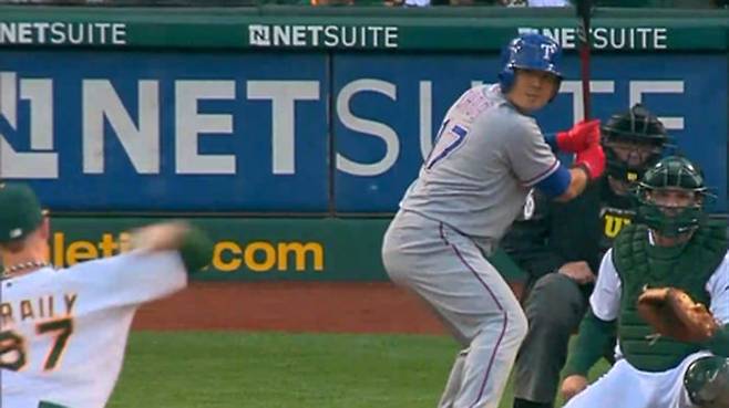 빅리그서 스트레일리는 추신수와 14차례 맞붙었다.