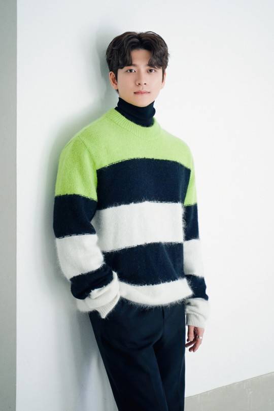 “‘런온’의 기선겸처럼 앞만 보고 달려온 것 같다”는 강태오는 “소나무처럼 우직한 배우고 되고 싶다”고 말했다. 제공ㅣ맨오브크리에이션