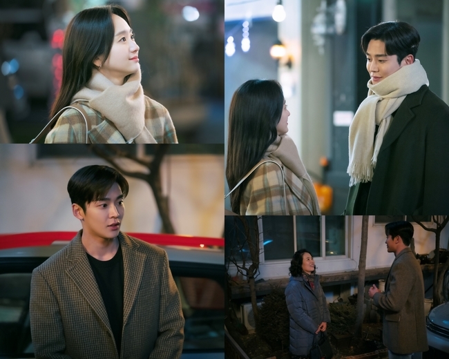 Love Triangle (DJ Ivy mix) by Won Jin-A, RO WOON and Lee Ji-hyun were announced.In the JTBC monthly drama, The Senior, Dont Put That Lipstick on (playplayplay by Chae Yoon/director Lee Dong-yoon), which will be broadcast on March 1, the scene with mother Wu Yue Soon (Lee Ji-hyun) was released while Yun Sung-ah (Won Jin-A) and Chae Hyun-seung (RO WOON) foreshadowed a sweet street date.In the public photos, there is a picture of Yun Sung-ah and Chae Hyun-seung staring at each other with a Sight full of affection for each other.The eyes of two men and women, who are only in front of their eyes as if they are alone in the world, are peaking in romantic airflow.Then Chae Hyun Seung and Yun Sung-ahs mother Wu Yue Soon face each other and convert the atmosphere to 180 degrees.The excitement of the date that just happened to be a while ago is amplifying the tension in the appearance of Wu Yue Soon, and makes the viewers straight.Especially, Wu Yue Soon showed a strong attachment and obsession with her daughter Yun Sung-ah after her husband and bereavement, and also showed a negative reaction to love.Yun Sung-ah, who knows the tendency of such a mother, also introduced him as a junior of the company when he confronted Chae Hyun-seung in the hospital earlier, and kept all secrets about love.