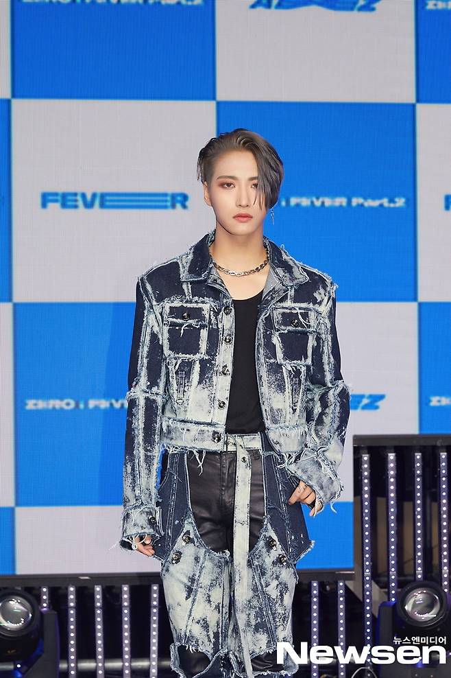 A showcase commemorating the release of the Atez Mini 6th album Xero: Pepper Part 2 (ZERO: FEVER part.2) was held online in the aftermath of Covid19 on the afternoon of March 2.Atez (Hongjung, Torch, Yoonho, Yeosang, Mountain, Wooyoung, Jongho) poses during photo time.Photos