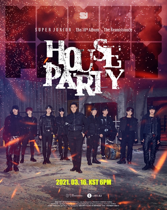 Super Junior launched a full-fledged comeback by releasing the title poster of its regular 10th album The Renaissance (The Renaissance).Super Junior opened a title poster of the opposite concept through the official SNS at 10 am on the 2nd, and focused attention.The title poster is uploaded with two different types of colorful party concept, dark trap concept, and completely different atmosphere, and is receiving explosive responses among global fans.The title song House Party (House Party), The Melody to us, Raining Spell for Love (Remake ver.Super Juniors new album, which has a total of 10 tracks ranging from Burn The Floor to Tell Me Baby, is available for reservation at various on-line and off-line record sales sites.Meanwhile, Super Juniors tenth full-length album The Renaissance and the title song House Party Music Video will be officially released at 6 pm on the 16th.Photo: Label SJ