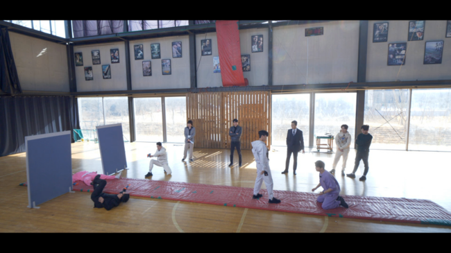 Mulberry monkey school Lim Young-woong - Young Tak - Lee Chan-won - Jang Min-Ho - Kim Hie-jae - Huang Yun women will go to Action actor Top Model.In the 42nd episode of the TV Chosun Mulberry monkey school: Life school broadcast on March 10, Mr. Trotmen visits Action School to be reborn as a real action actor and meets actor Park Sung-woong.Park Sung-woong has launched support fire, releasing action acting know-how from fighting to shooting and wire.Mr. Trotmen, who had a strong enthusiasm for acting action, cheered when Kim Sun-woong, a martial arts director who played in many movies from Shinsegae to Veteran following Park Sung-woong, appeared in a surprise appearance.Mr. Trotmen then took a careful one-point lesson from Park Sung-woong and Kim Sun-woong, who joined forces, and then Top Model in the fighting scene.On the other hand, Kim Hie-jae and Huang Yun women, who played fist battles, turned their posture into techno dance battles and laughed at everyone.Since then, the Flower of Action wire action training has begun, and Lim Young-woong - Young Tak - Jang Min-Ho has predicted sliding action, Lee Chan-won - Kim Hie-jae - Huang Yun women predicted top model and cool explosion wire action in descending action.In particular, Lim Young-woong has completely digested the wire action and attracted the praise of Hero!, while Young Tak has become a Young Tak Bond who cleans the floor while showing sliding action.Mr. Trotmen, who has completed all preparations, has started acting as Noirs Jungseok and the best action movie of the day A Better Tomorrow.Action School - After the full-blown charge, Mr. Trotman was the first to top model in full-scale acting.In addition, Lim Young-woong, who has emerged as a prospect for the action movie by watching wire action, has raised the expectation of the field with the outstanding performance of acting and laughter at the first Top Model of Noir acting.In addition, Park Sung-woong, the noir itself, presented a limited lecture that can not be seen anywhere, even conveying the custom honey tip of act as a song, and Mr. Trotman said, I am different from learning.Then, while Lim Young-woong and Jang Min-Ho, who laughed at Lee Chan-wons overaction, were on the verge of forced exit, the actress who was invited by Park Sung-woong was surprised and the studio was covered with excitement.It is noteworthy who the actress who surprised Mr. Trotmen, and whether Mr. Trotmen can finish the A Better Tomorrow performance safely.