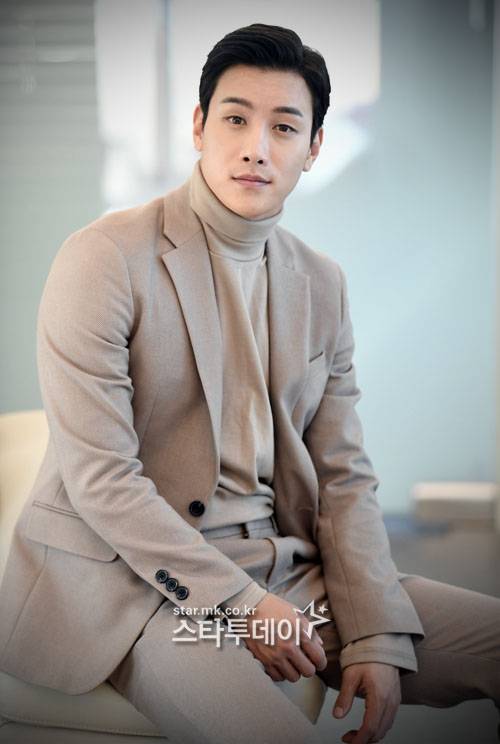 이시강이 '비밀의 남자' 차서준을 연기하면서 많은 배움을 얻었다고 밝혔다. 사진|유용석 기자