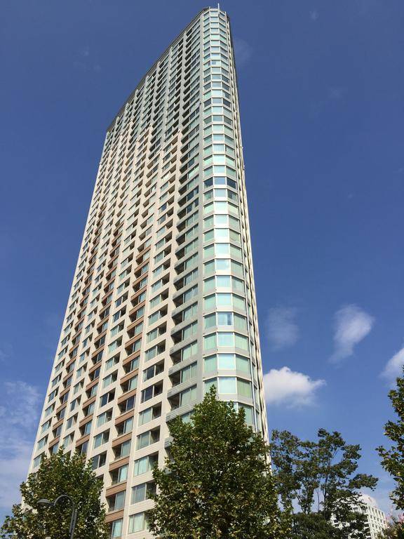 일본 부동산 사이트에 나온 박 후보 배우자 소유 아파트 외관