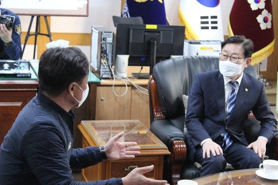 박범계 장관, 경북북부제2교도소 방문. 연합뉴스