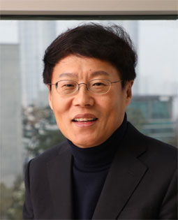 박재근 한국반도체디스플레이기술학회장(한양대 융합전자공학부 교수)