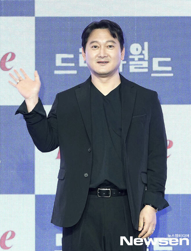 Lifetime Global Original Drama Drama World production presentation was held on Online Live on the morning of April 2.Jung Man-sik attended the day.Photos