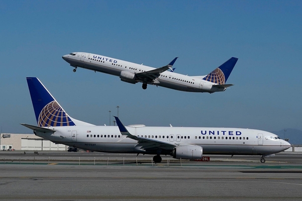 유나이티드 항공의 비행기가 미 샌프란시스코 국제공항에서 이륙하는 모습. /AP 연합뉴스